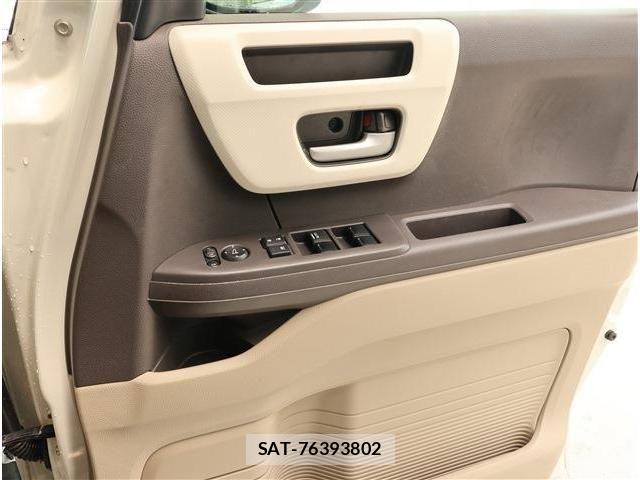 Honda N BOX 2017-09 8367430-4