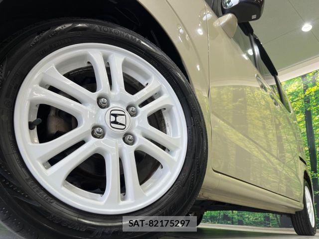 Honda N BOX 2016-06 8367402-12