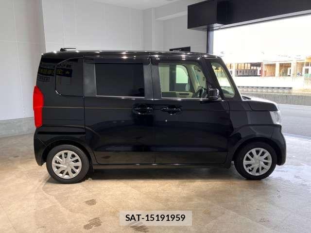 Honda N BOX 2021-08 8367364-15