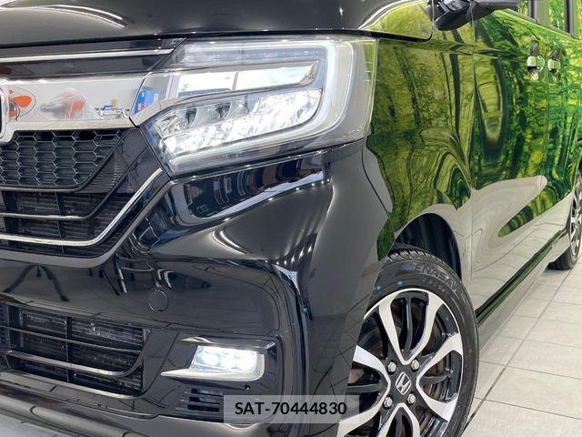 Honda N BOX 2017-12 8367382-11