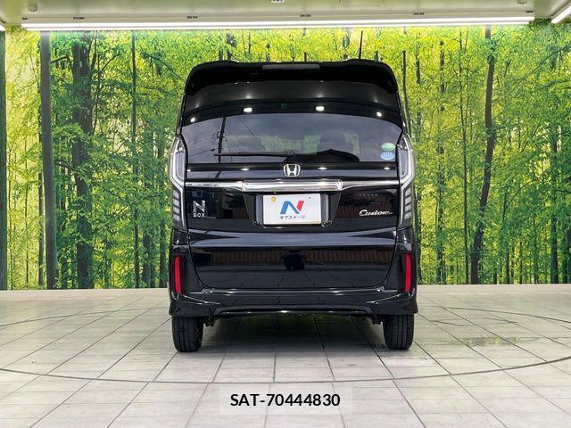 Honda N BOX 2017-12 8367382-14