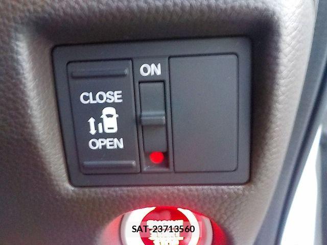 Honda N BOX 2021-04 8367417-12