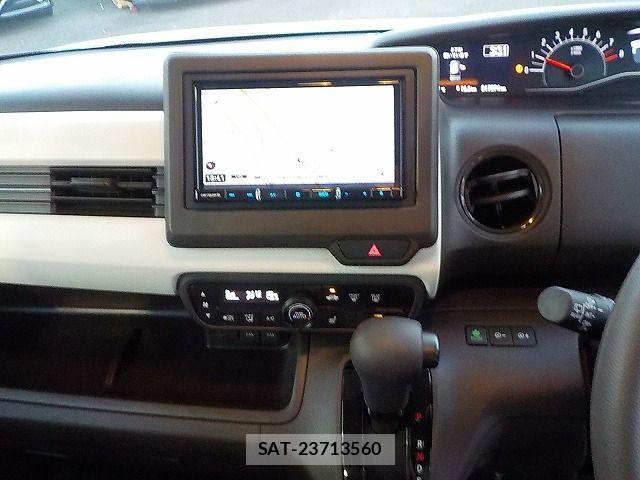 Honda N BOX 2021-04 8367417-14