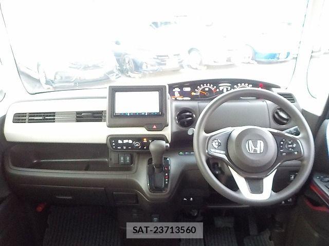 Honda N BOX 2021-04 8367417-1