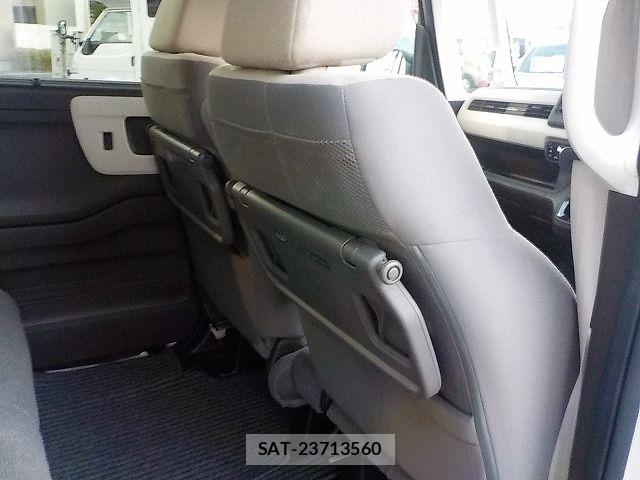 Honda N BOX 2021-04 8367417-21