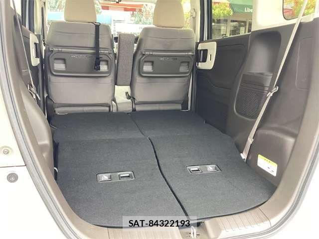 Honda N BOX 2021-02 8367362-17
