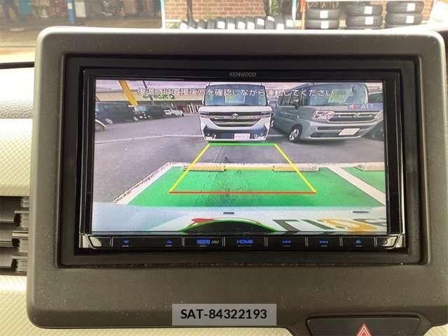 Honda N BOX 2021-02 8367362-2