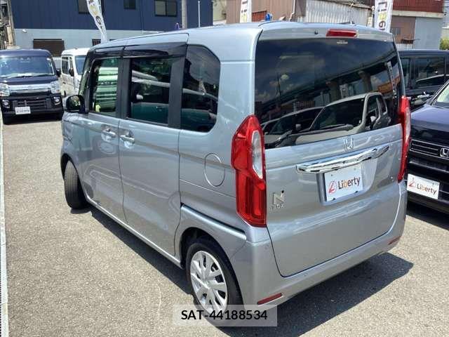 Honda N BOX 2022-01 8367368-10