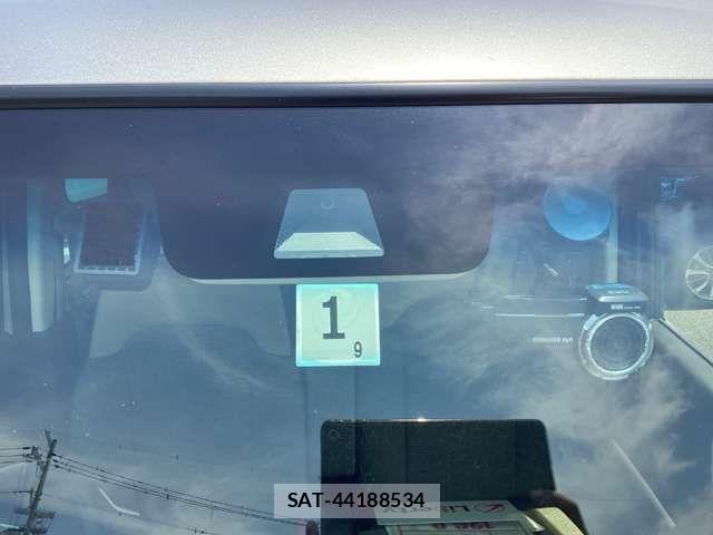 Honda N BOX 2022-01 8367368-19