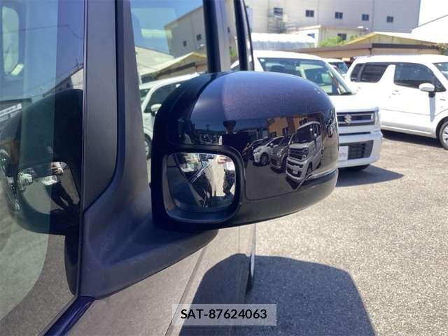 Honda N BOX 2024-03 8367363-11