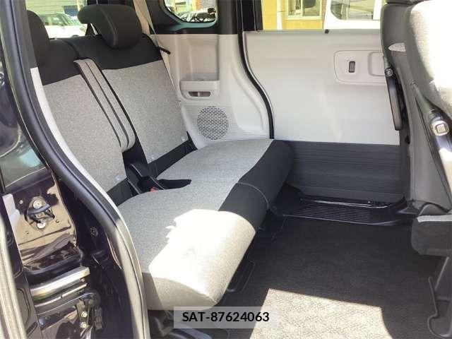 Honda N BOX 2024-03 8367363-16