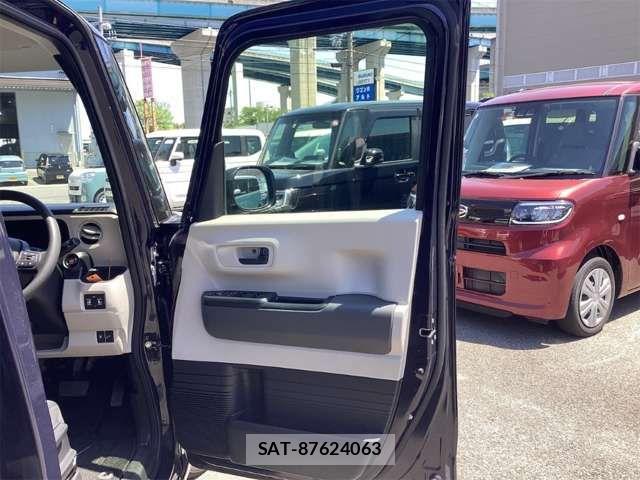 Honda N BOX 2024-03 8367363-18
