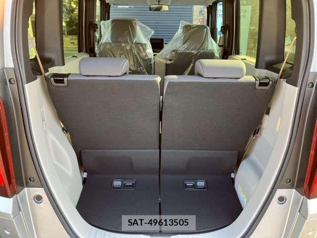 Honda N BOX 2025-12 8367327-12