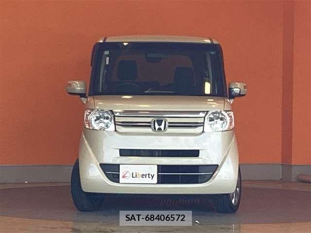 Honda N BOX 2017-04 8367407-12