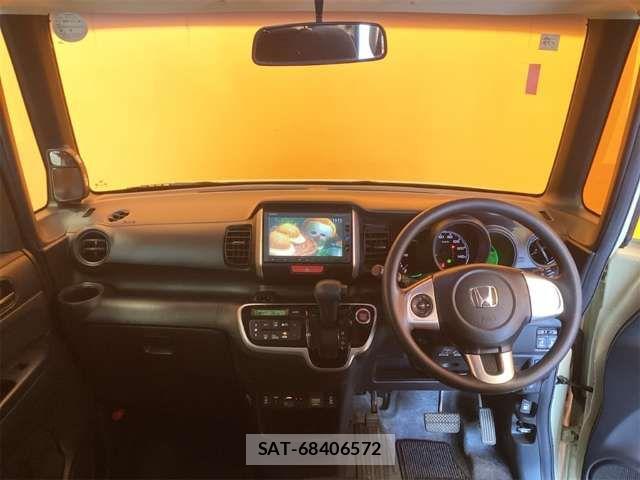 Honda N BOX 2017-04 8367407-1