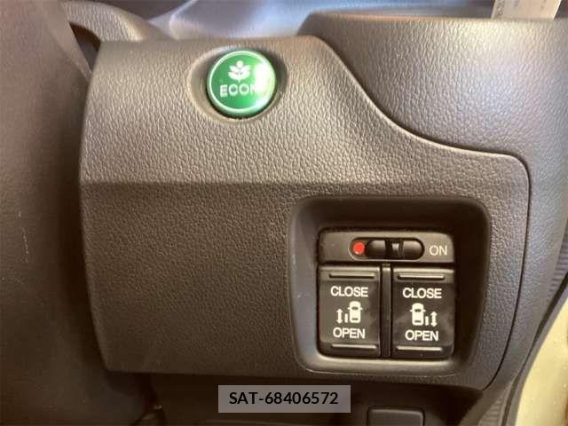 Honda N BOX 2017-04 8367407-8