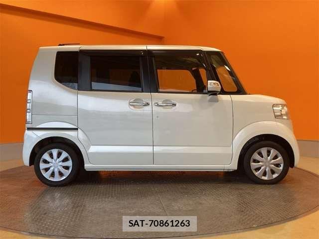 Honda N BOX 2017-06 8367397-9