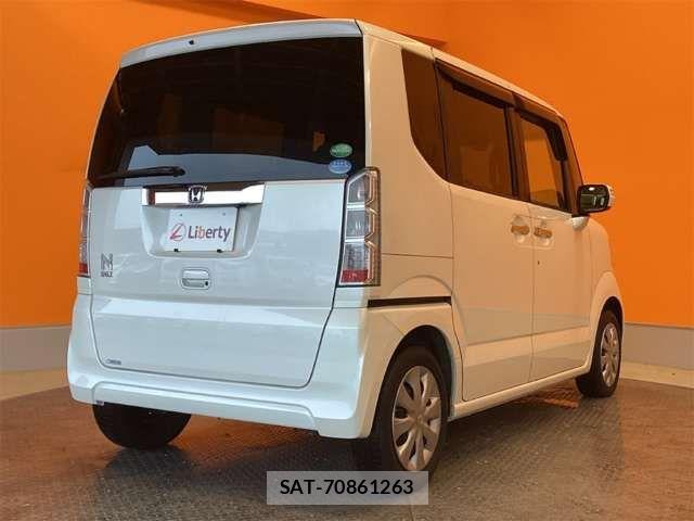 Honda N BOX 2017-06 8367397-10
