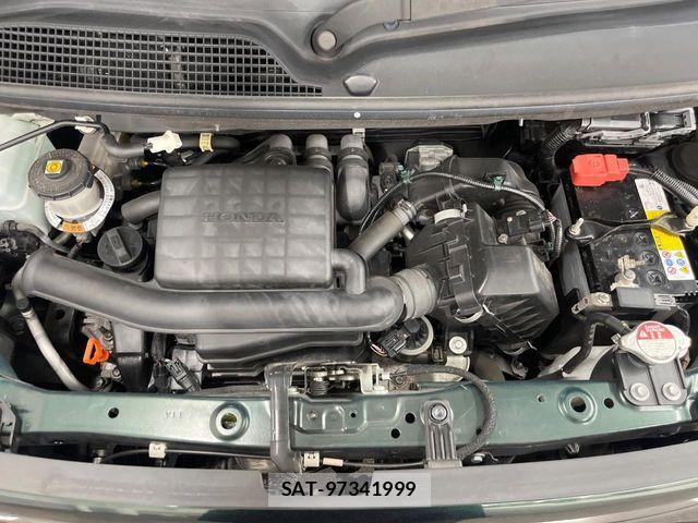Honda N BOX 2021-11 8367358-17