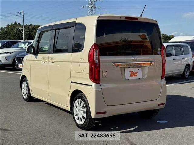 Honda N BOX 2017-09 8367424-12