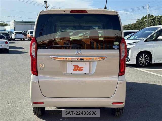 Honda N BOX 2017-09 8367424-13
