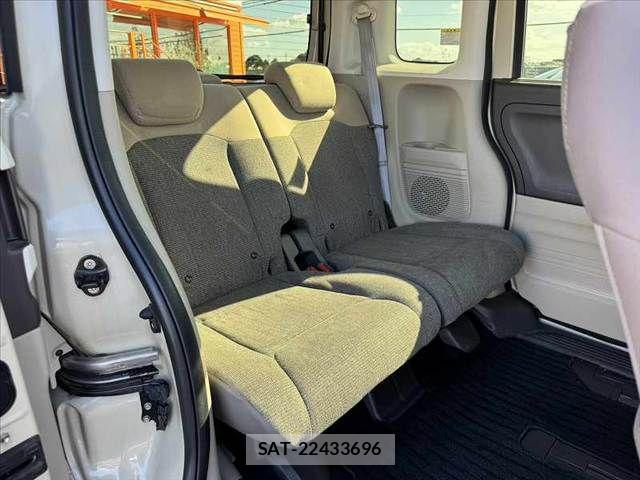 Honda N BOX 2017-09 8367424-19