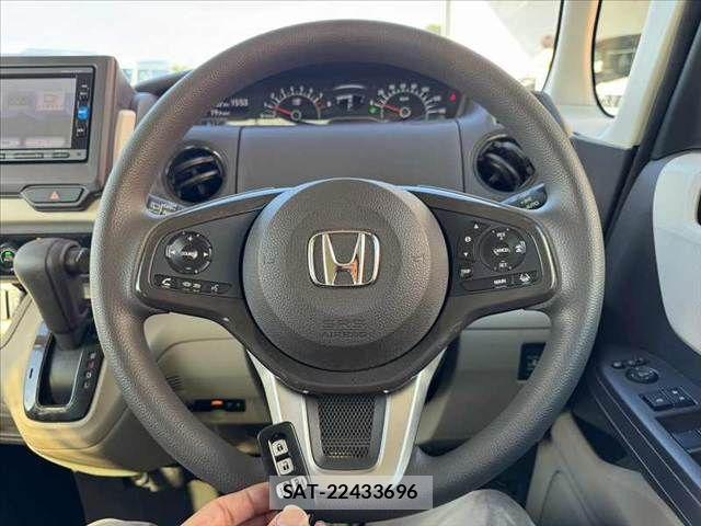 Honda N BOX 2017-09 8367424-6