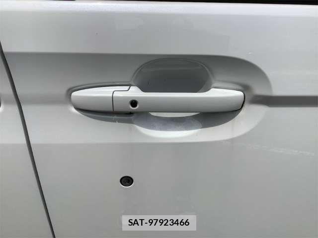 Honda N BOX 2022-09 8367324-11