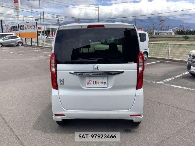 Honda N BOX 2022-09 8367324-14