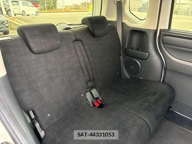 Honda N BOX 2017-06 8367438-14