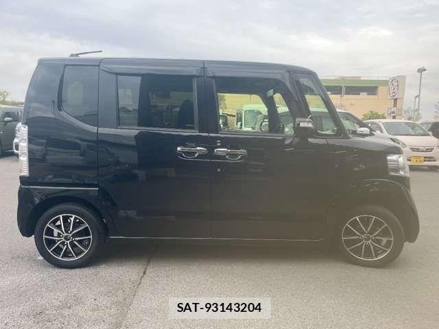 Honda N BOX 2017-05 8367432-6