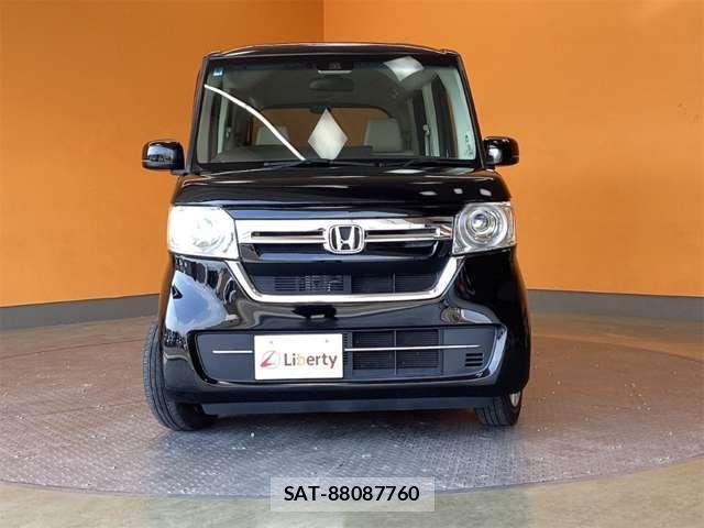 Honda N BOX 2022-06 8367348-12