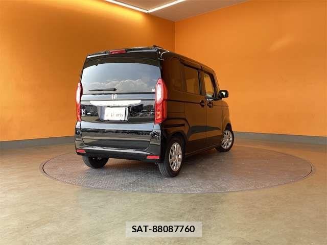 Honda N BOX 2022-06 8367348-15