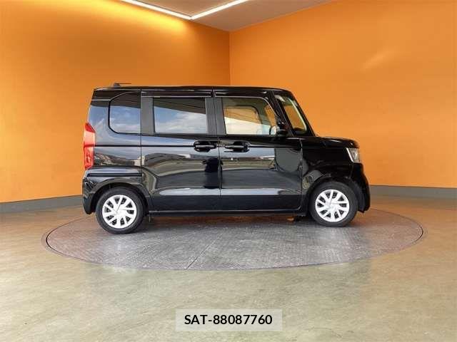 Honda N BOX 2022-06 8367348-16