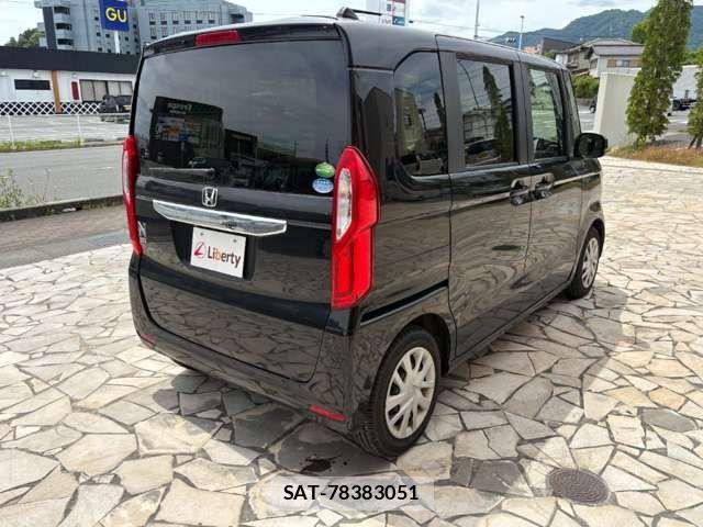 Honda N BOX 2018-12 8367409-7