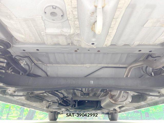 Honda N BOX 2021-12 8367322-18