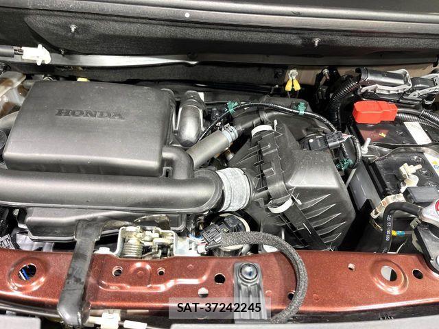 Honda N BOX 2023-12 8367340-18