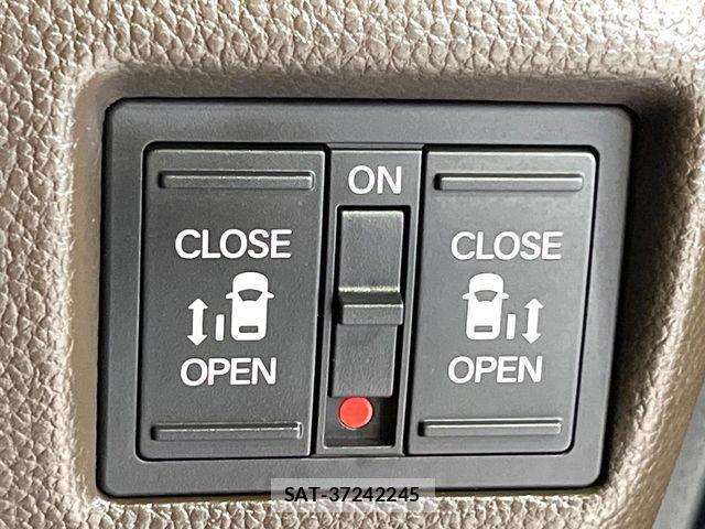 Honda N BOX 2023-12 8367340-5