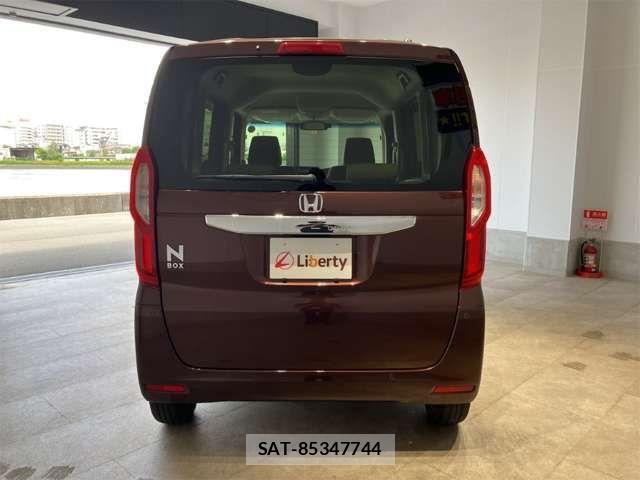 Honda N BOX 2023-05 8367355-12