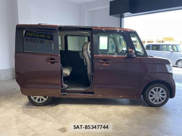 Honda N BOX 2023-05 8367355-8