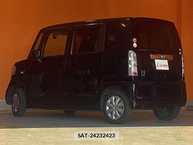 Honda N BOX 2017-06 8367427-9