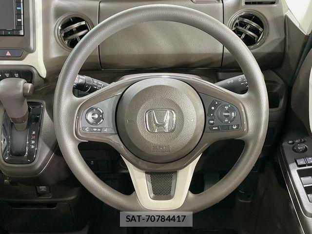 Honda N BOX 2023-06 8367352-10