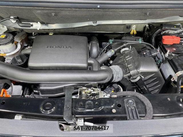 Honda N BOX 2023-06 8367352-17
