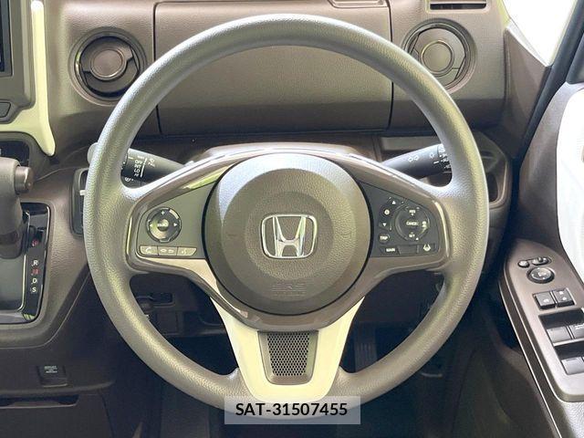 Honda N BOX 2022-08 8367374-10