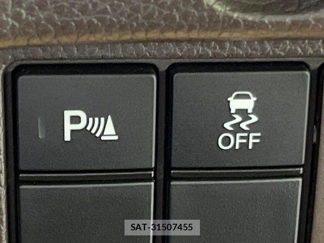Honda N BOX 2022-08 8367374-6