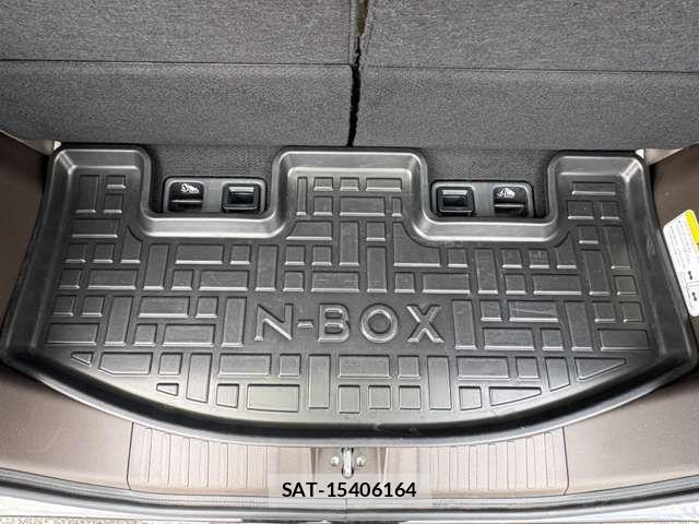 Honda N BOX 2022-09 8367357-18