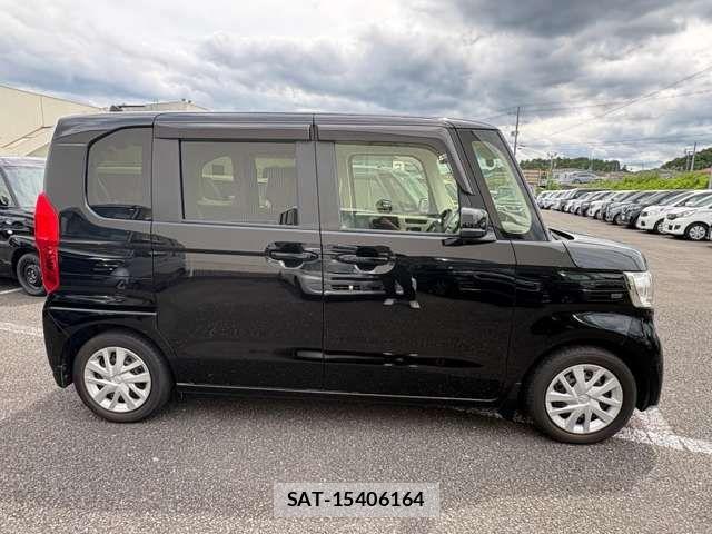 Honda N BOX 2022-09 8367357-6