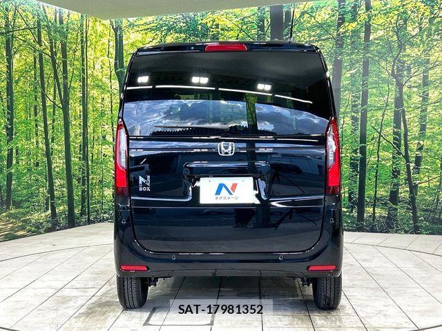 Honda N BOX 2026-05 8367318-14