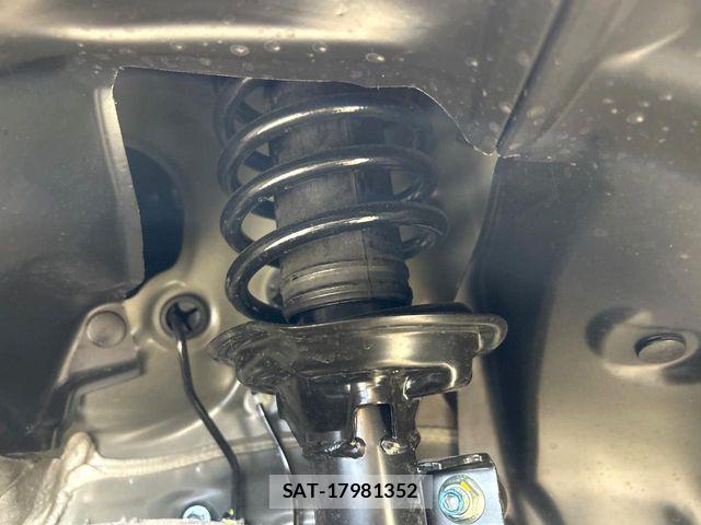 Honda N BOX 2026-05 8367318-19