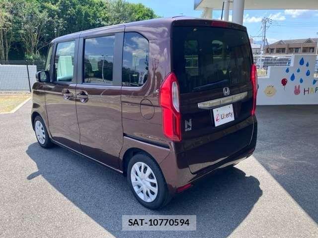 Honda N BOX 2021-08 8367406-9